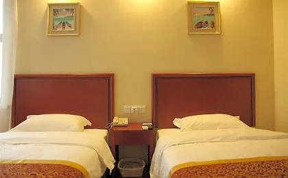 GreenTree Alliance Tacheng City Wenqin Road Zuoan Sunshine Hotel