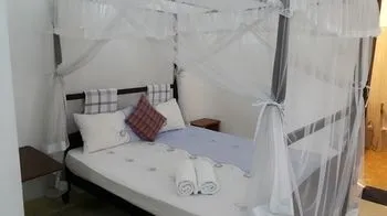 Riverside Homestay Apartments