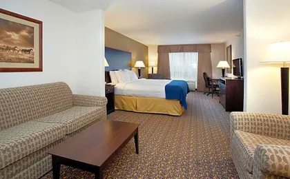 Holiday Inn Express Hotel & Suites Lander By IHG