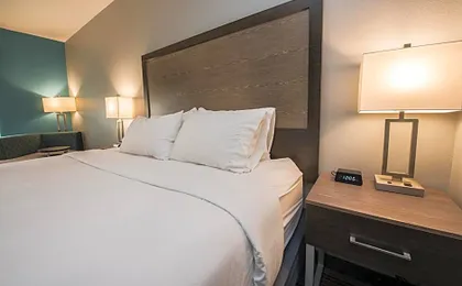 Holiday Inn Express & Suites Houston SE - Airport Area By IHG