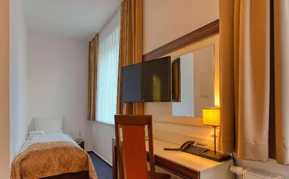 CENTRO HOTEL CELLER TOR