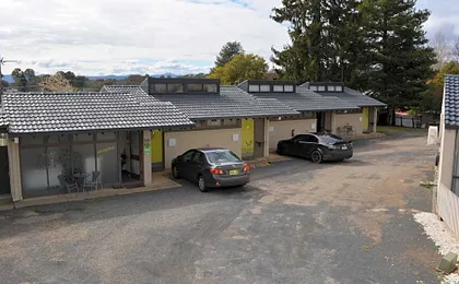 The Apple Inn