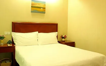 GreenTree Inn Liaoyuan Zhongkang Street Longjihuadian Business Hotel