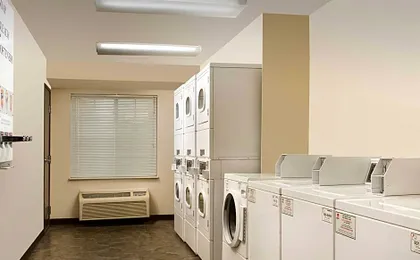Extended Stay America Select Suites - Wichita - North