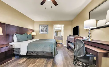 Scottish Fairway Inn