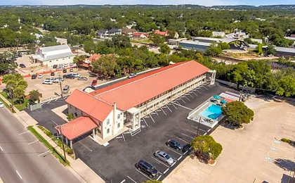 Super 8 by Wyndham Fredericksburg