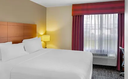 Best Western Thompson Hotel & Suites