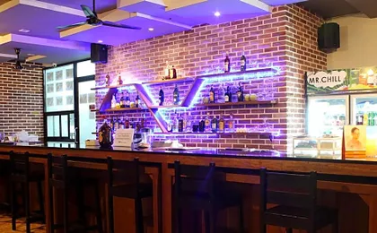 Easy Planet Phuket Patong
