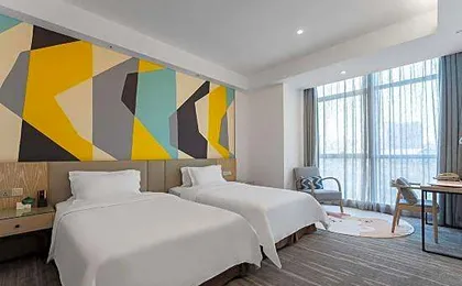 Kaisa Keyu Hotel (Shenzhen East Railway Station Buji Subway Station)