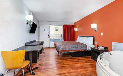 Relax Inn by OYO Columbus OH I 70