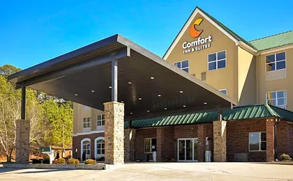 Comfort Inn & Suites Cartersville - Emerson Lake Point