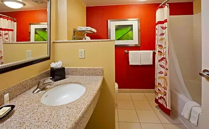 Courtyard by Marriott Louisville Northeast