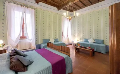 Rhome Apartments