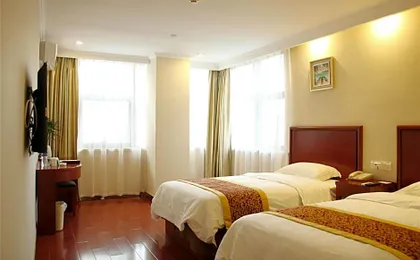 GreenTree Alliance Tacheng City Wenqin Road Zuoan Sunshine Hotel