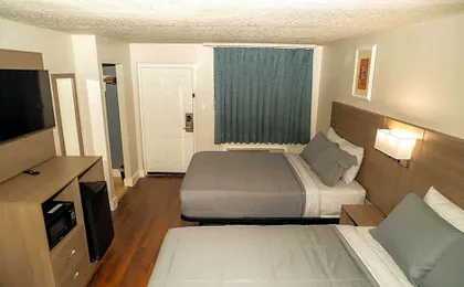 Rodeway Inn Near Ybor City - Casino