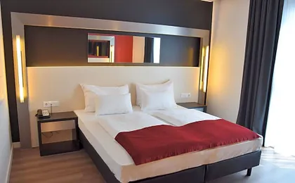 Pannonia Tower Hotel