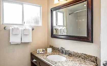 The Inn at 1252 Monterey