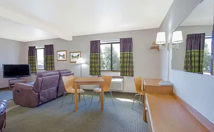 Super 8 by Wyndham Havre
