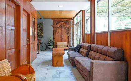 OYO 4016 Tan Jokteng Guest House