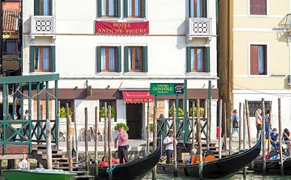 Antiche Figure Hotel