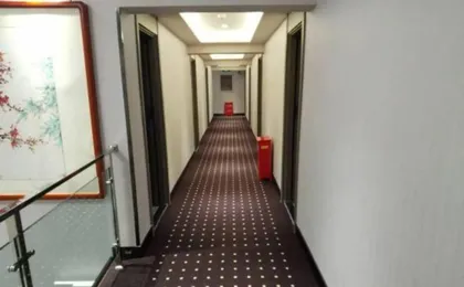 Hi Inn (Beijing Wukesong Huaxi Gymnasium)