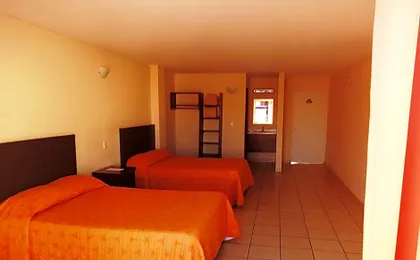 Los Jitos Hotel & Suites