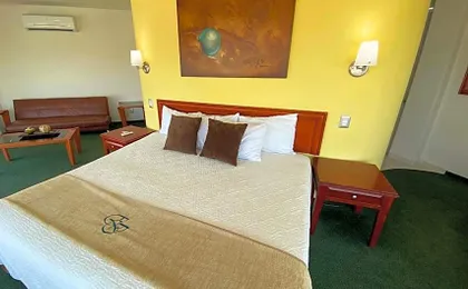 Hotel Enterprise Inn Poliforum