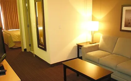 Super 8 by Wyndham Peterborough