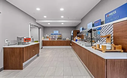 Holiday Inn Express Carneys Point New Jersey Turnpike Exit 1 By IHG