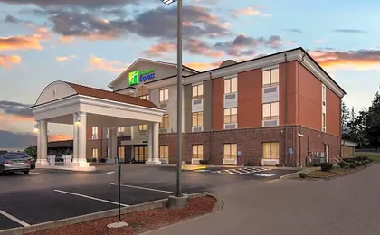 Holiday Inn Express Princeton/I-77 By IHG