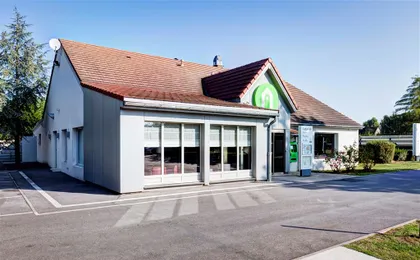 Campanile EVRY OUEST - Corbeil Esson