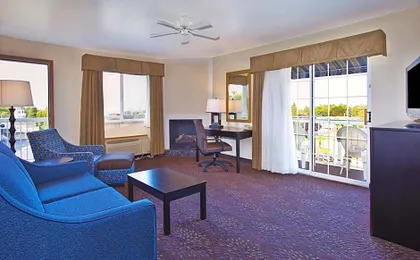 Holiday Inn Express Mackinaw City By IHG