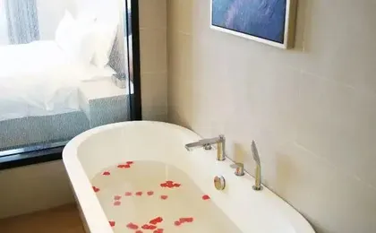 Lifeng Hotel