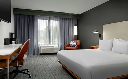 Courtyard by Marriott Bloomington