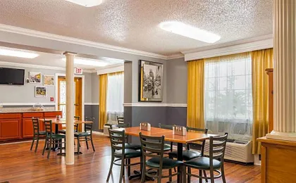 Econo Lodge Jacksonville near Little Rock Air Force Base