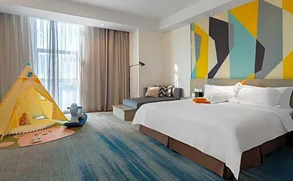 Kaisa Keyu Hotel (Shenzhen East Railway Station Buji Subway Station)