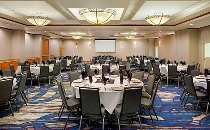DoubleTree by Hilton Richmond Airport