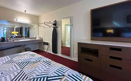 Studio 6 Suites Santa Ana, CA