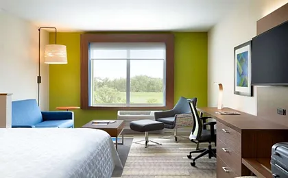 Holiday Inn Express Calhoun South By IHG