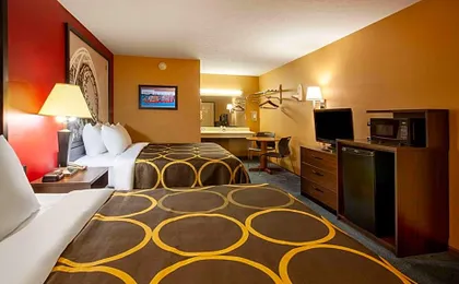 Super 8 by Wyndham Sandusky