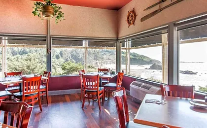 Clarion Inn Surfrider Resort