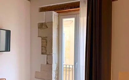 Isabella di Castiglia Apartments
