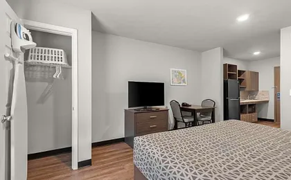 WoodSpring Suites Atlanta Airport