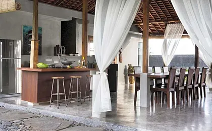 Surflodge Limasan Bali