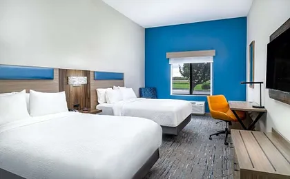Holiday Inn Express Pratt By IHG