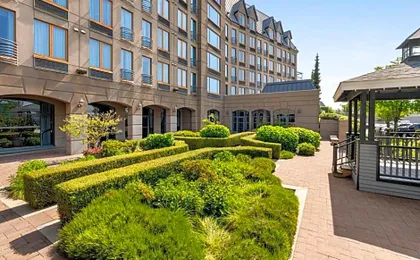 DoubleTree by Hilton North Vancouver