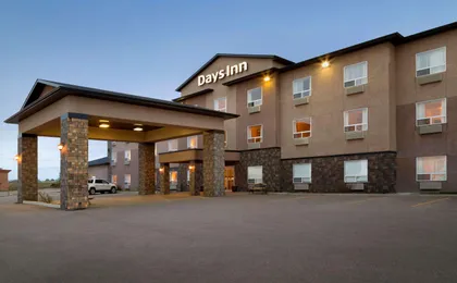 DAYS INN BY WYNDHAM INNISFAIL