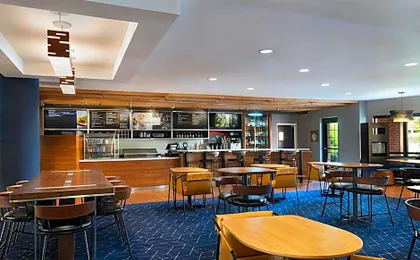 Courtyard by Marriott Omaha Aksarben Village