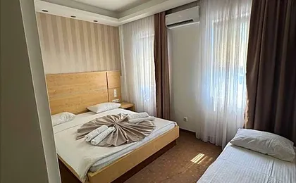 Hotel Laurus near Tuzla Airport