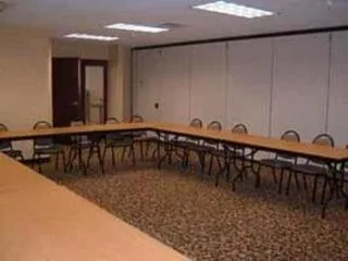 Comfort Suites